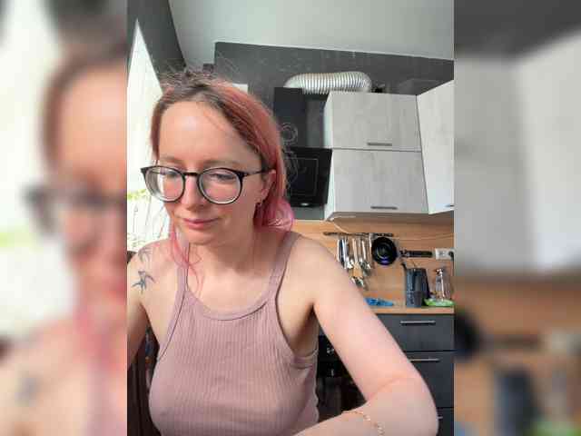 Model: Emma4you