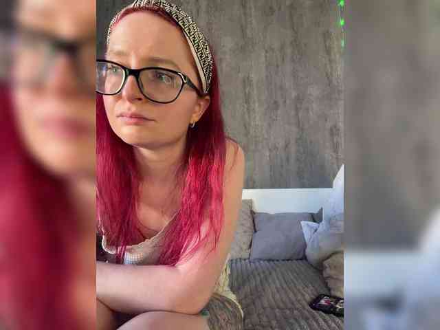 Model: Emma4you