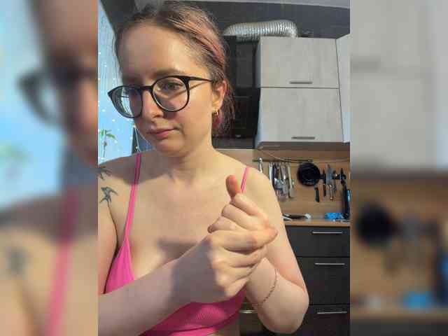Model: Emma4you