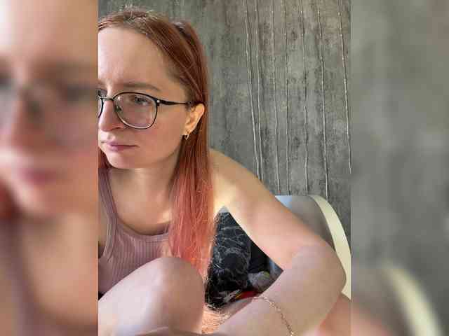 Model: Emma4you
