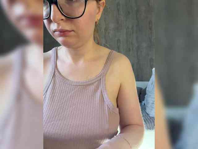 Model: Emma4you
