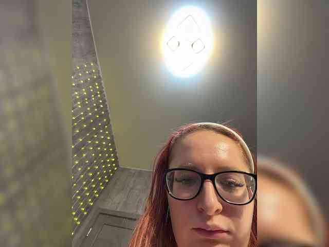Model: Emma4you