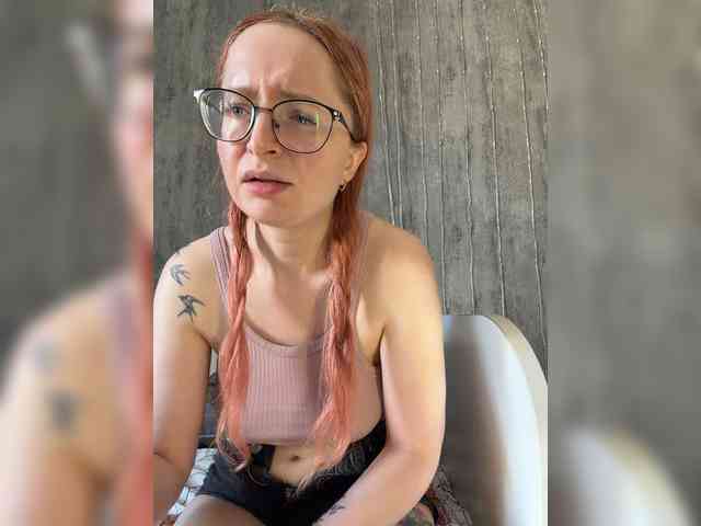 Model: Emma4you