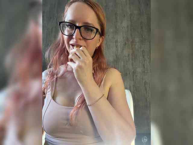Model: Emma4you