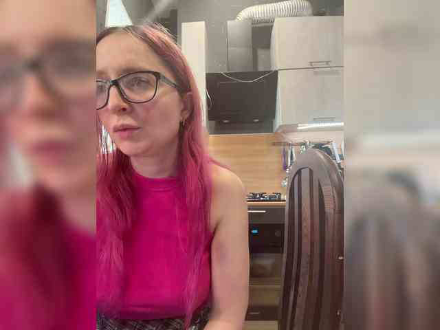 Model: Emma4you
