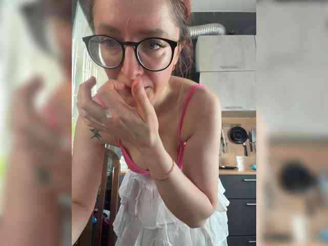 Model: Emma4you