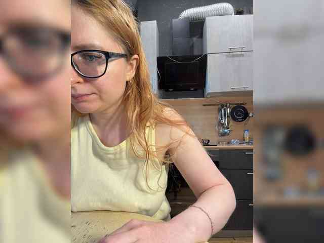 Model: Emma4you
