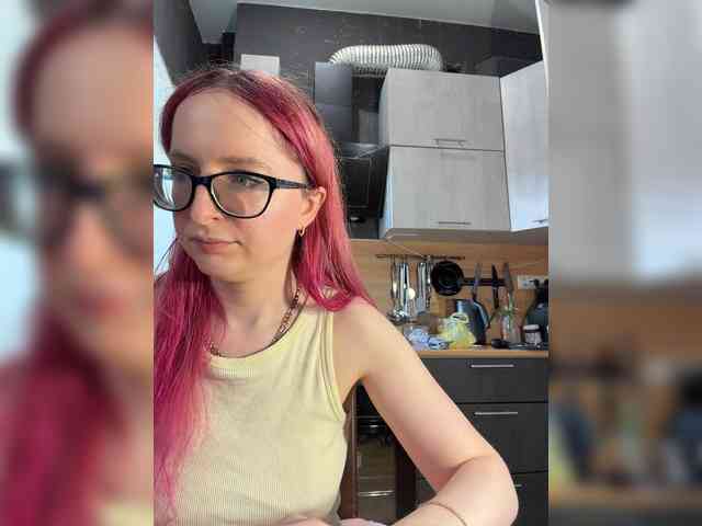 Model: Emma4you