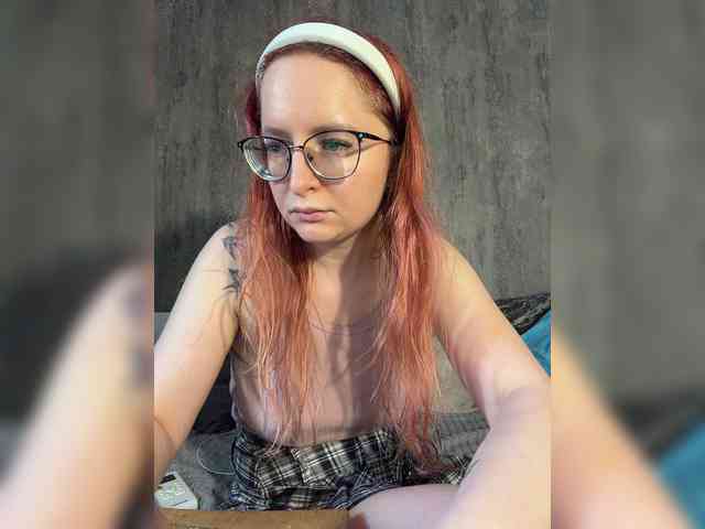 Model: Emma4you