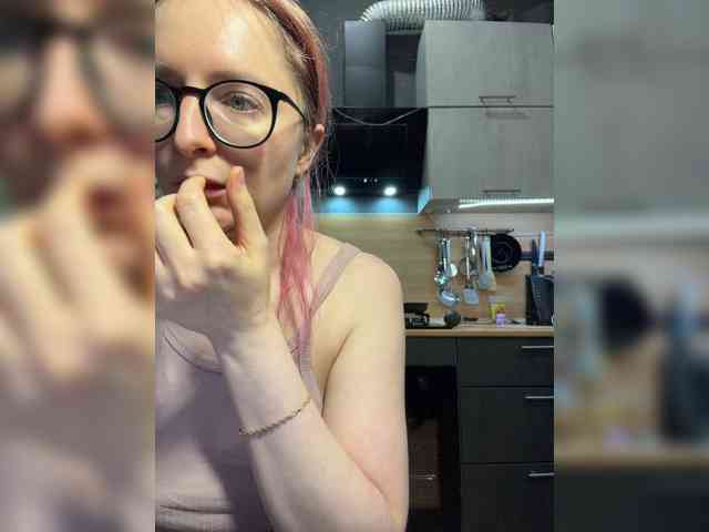 Model: Emma4you