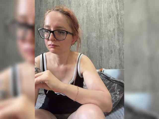 Model: Emma4you