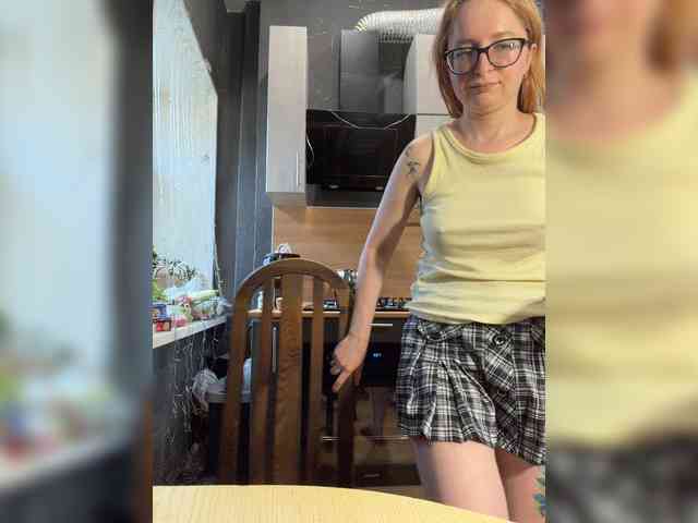 Model: Emma4you