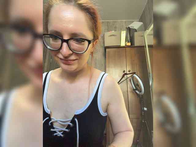 Model: Emma4you