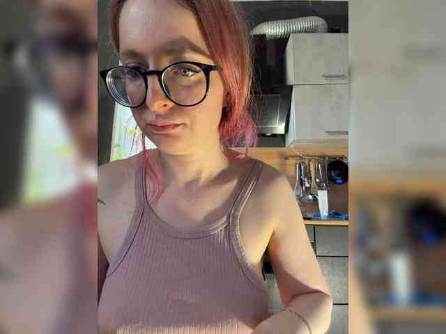 Model: Emma4you