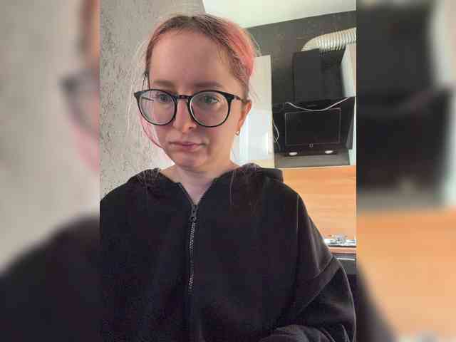 Model: Emma4you