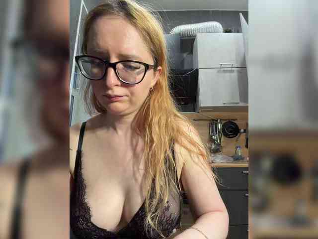 Model: Emma4you