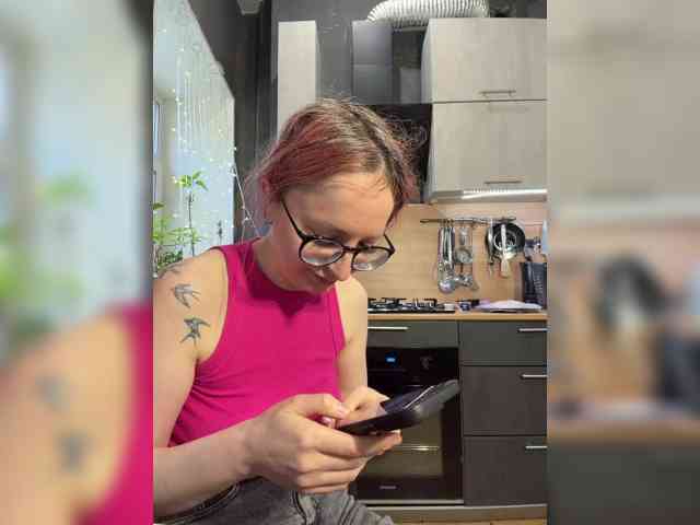 Model: Emma4you