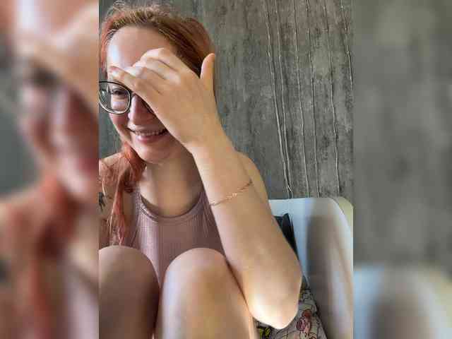 Model: Emma4you
