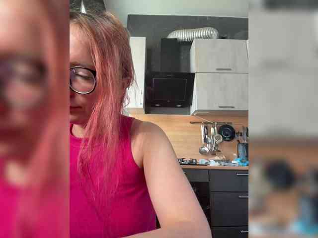 Model: Emma4you