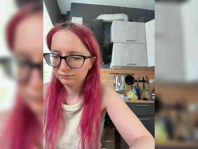 Model: Emma4you