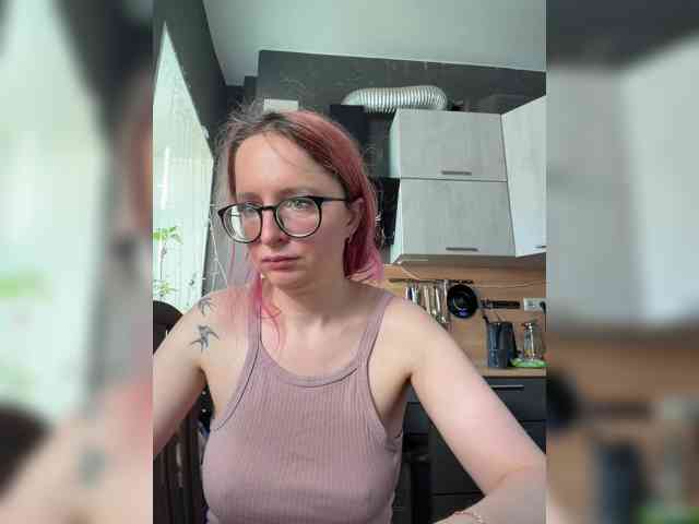 Model: Emma4you