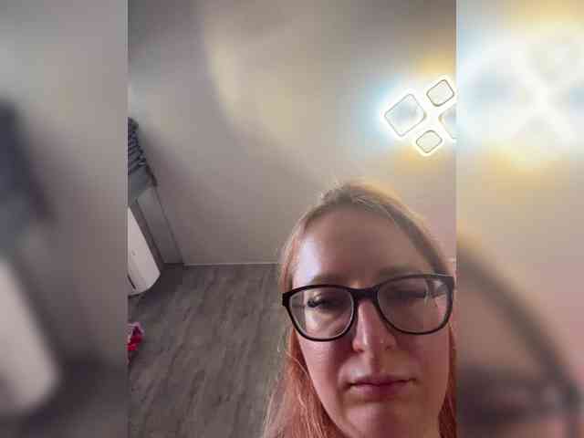 Model: Emma4you