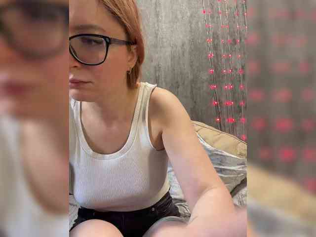 Model: Emma4you