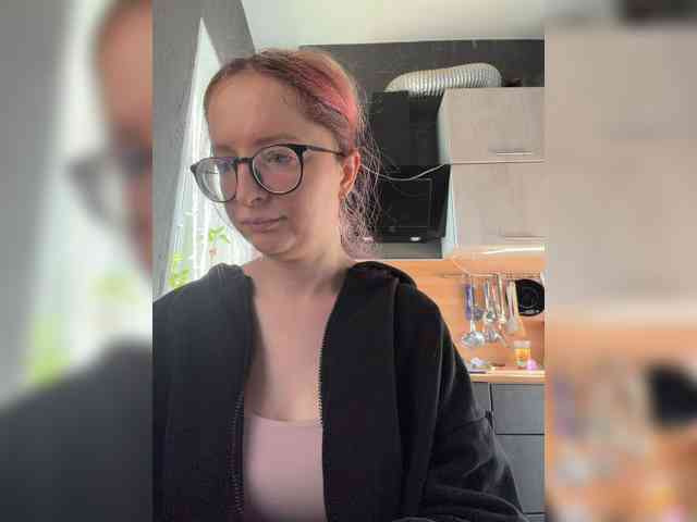 Model: Emma4you