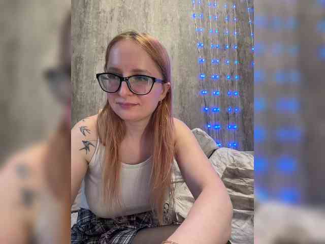 Emma4you's cam show statistics and live stream