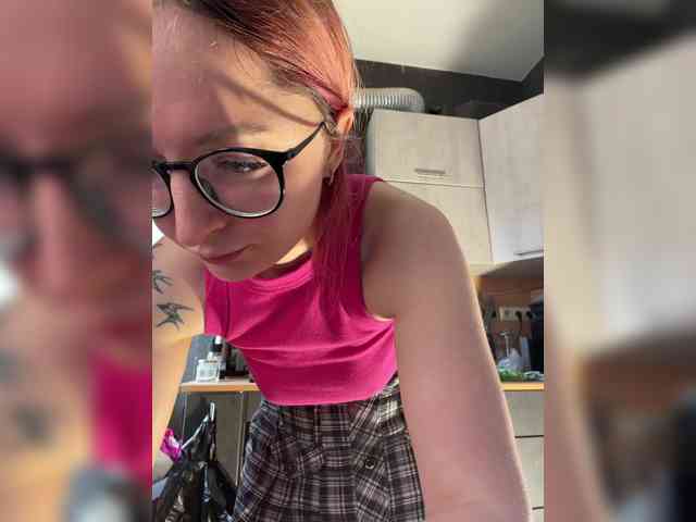 Model: Emma4you