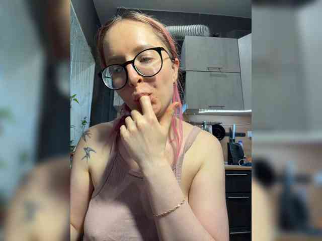Model: Emma4you