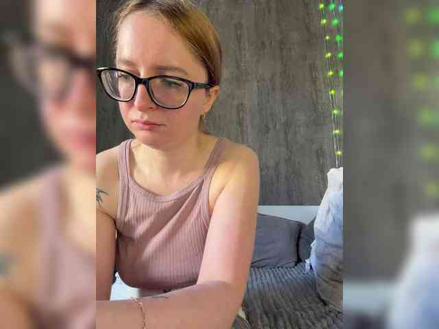 Model: Emma4you