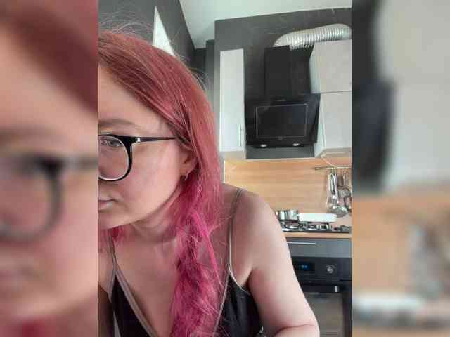 Model: Emma4you