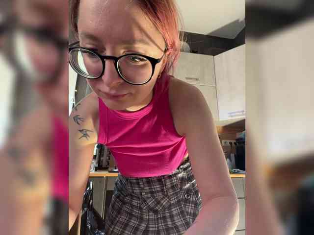 Model: Emma4you