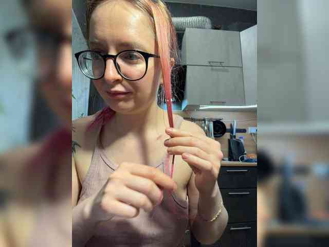 Model: Emma4you