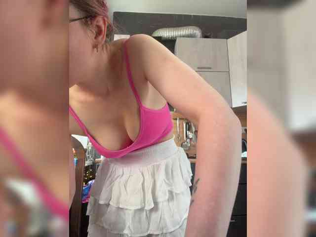 Model: Emma4you