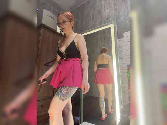 Model: Emma4you