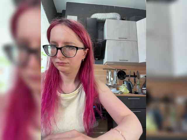 Model: Emma4you