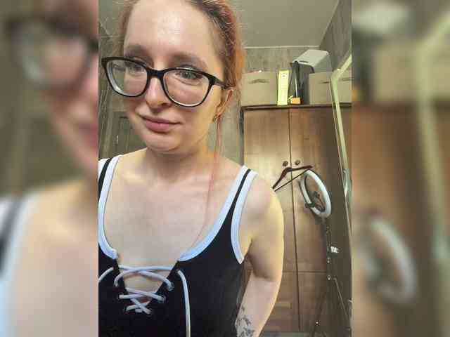 Model: Emma4you