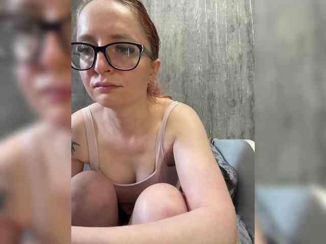 Model: Emma4you