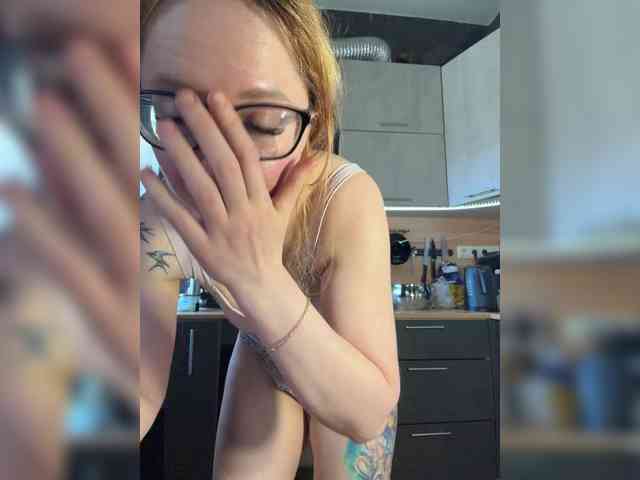 Model: Emma4you