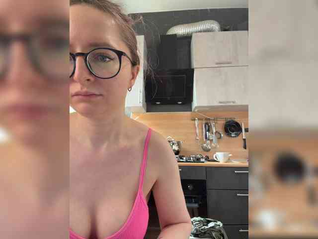 Model: Emma4you