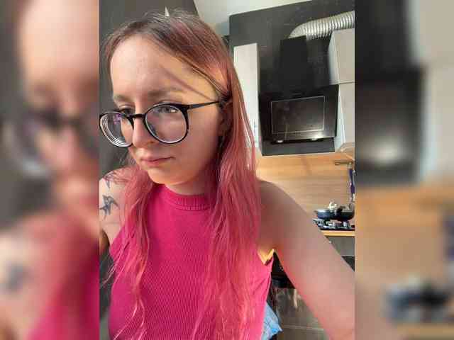 Model: Emma4you