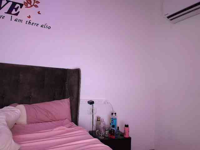 YasminQueen webcam
