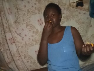 freakcurvy8