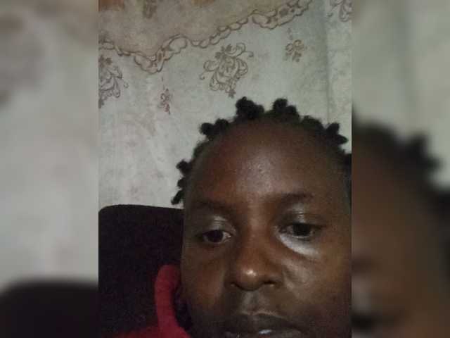 freakcurvy8