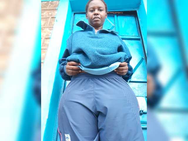 freakcurvy8