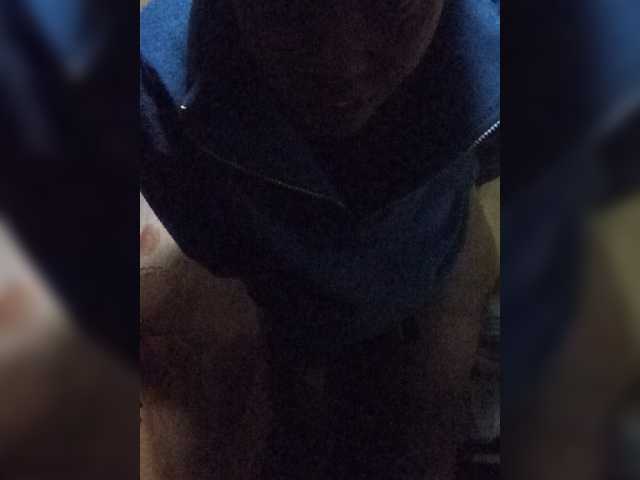freakcurvy8