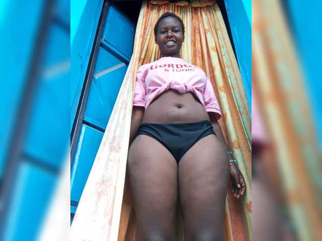 freakcurvy8