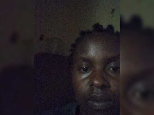 freakcurvy8